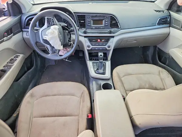 5NPD74LF4JH355200 2018 HYUNDAI ELANTRA - Image 8