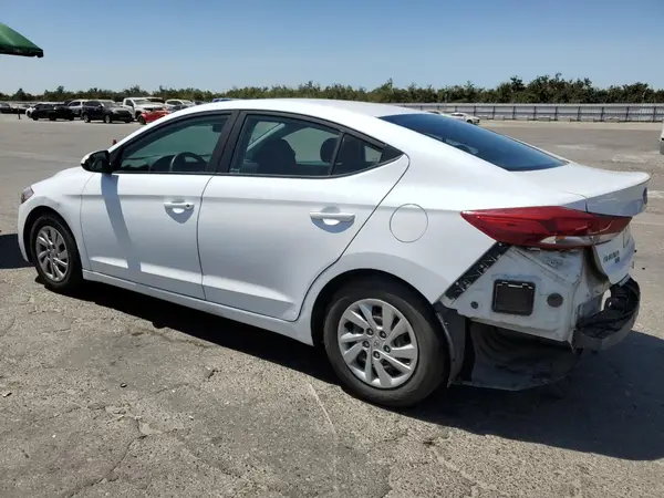 5NPD74LF4JH355827 2018 HYUNDAI ELANTRA - Image 2