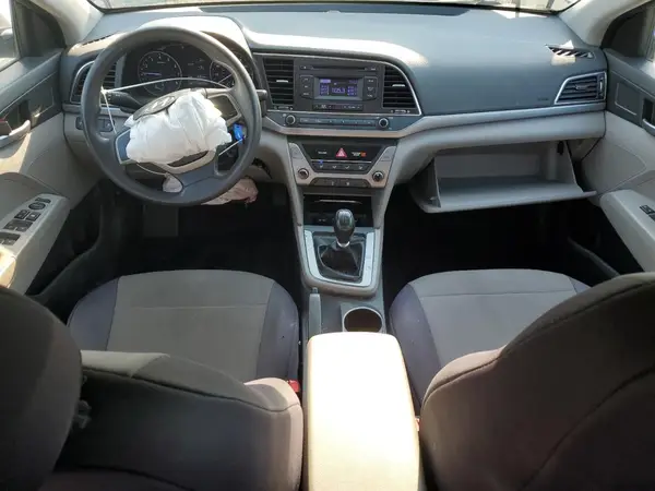 5NPD74LF4JH355892 2018 HYUNDAI ELANTRA - Image 8