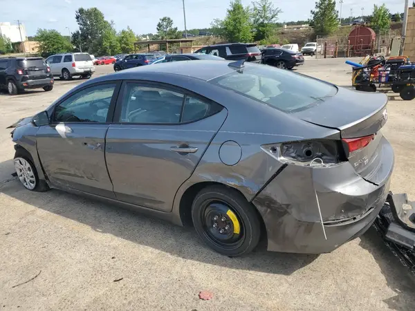 5NPD74LF4JH371817 2018 HYUNDAI ELANTRA - Image 2