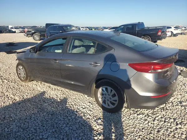 5NPD74LF4JH373227 2018 HYUNDAI ELANTRA - Image 2