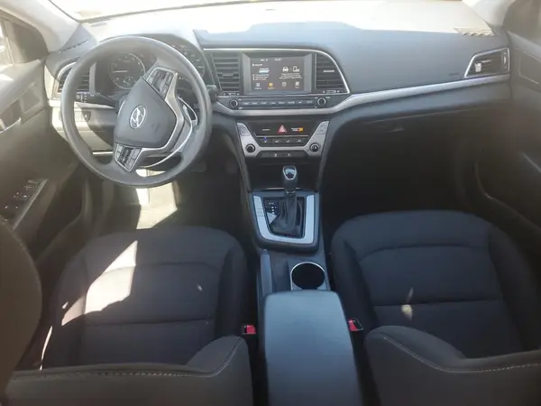 5NPD74LF4JH376578 2018 HYUNDAI ELANTRA - Image 8
