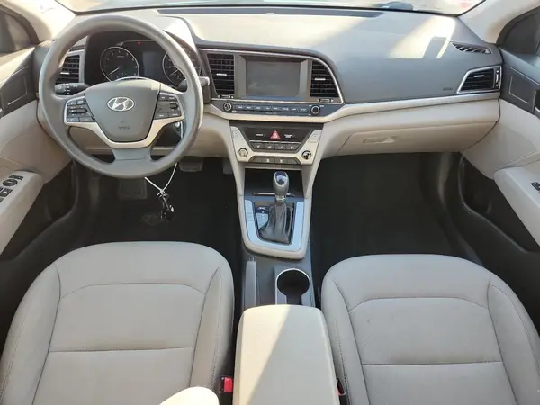 5NPD74LF4JH379433 2018 HYUNDAI ELANTRA - Image 8