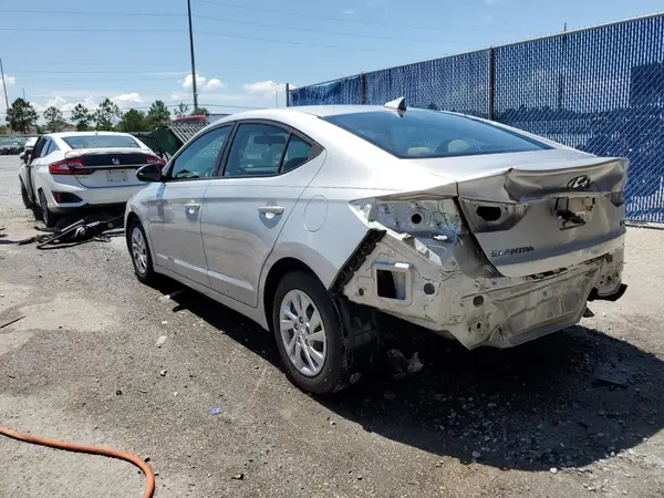 5NPD74LF4JH381280 2018 HYUNDAI ELANTRA - Image 2