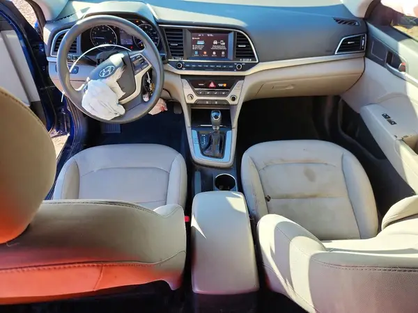 5NPD74LF4JH382462 2018 HYUNDAI ELANTRA - Image 8