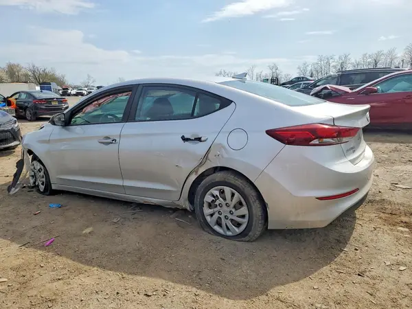 5NPD74LF4JH384678 2018 HYUNDAI ELANTRA - Image 2