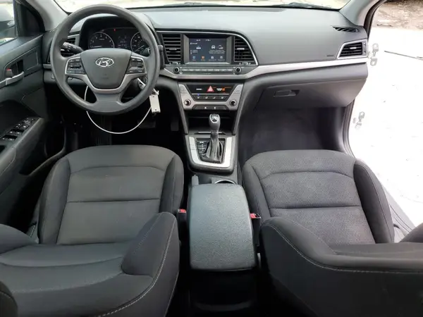 5NPD74LF4JH385359 2018 HYUNDAI ELANTRA - Image 8