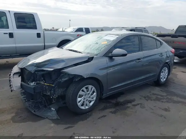 5NPD74LF4JH388309 2018 HYUNDAI ELANTRA - Image 2