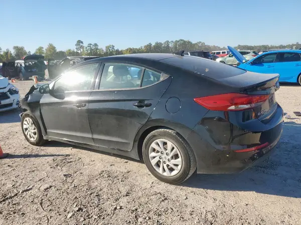 5NPD74LF4JH388486 2018 HYUNDAI ELANTRA - Image 2