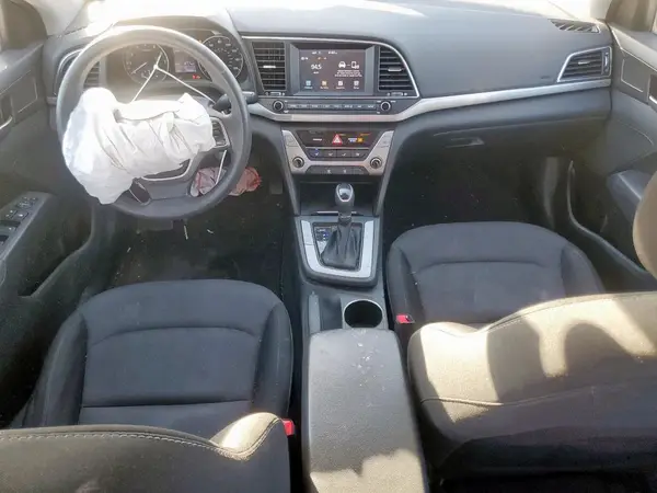 5NPD74LF4JH388486 2018 HYUNDAI ELANTRA - Image 8