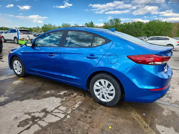 5NPD74LF4JH390612 2018 HYUNDAI ELANTRA - Image 2
