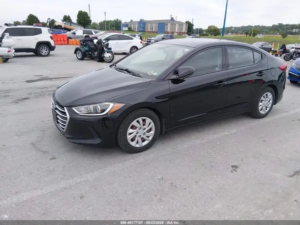 5NPD74LF4JH394742 2018 HYUNDAI ELANTRA - Image 2