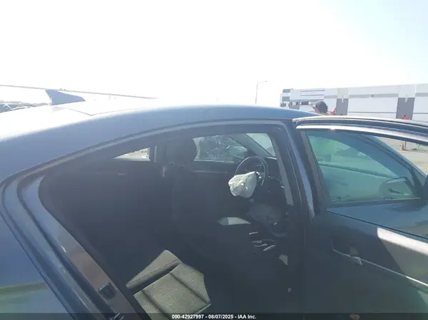 5NPD74LF4JH400541 2018 HYUNDAI ELANTRA - Image 8