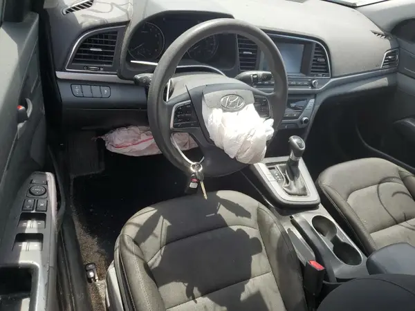 5NPD74LF4JH400698 2018 HYUNDAI ELANTRA - Image 8