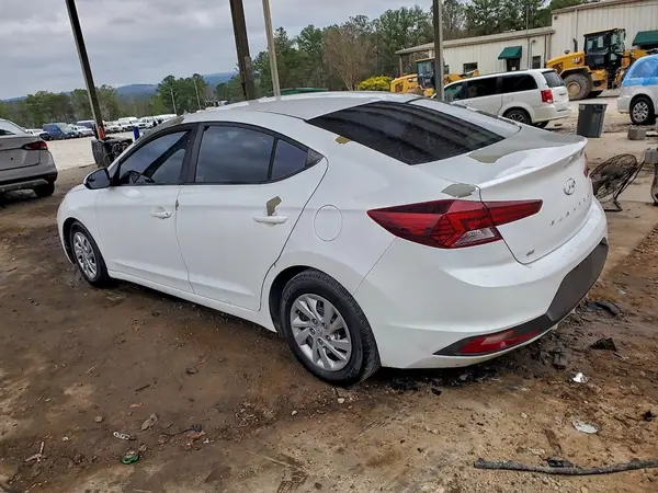 5NPD74LF4KH399408 2019 HYUNDAI ELANTRA - Image 2