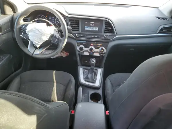 5NPD74LF4KH411153 2019 HYUNDAI ELANTRA - Image 8