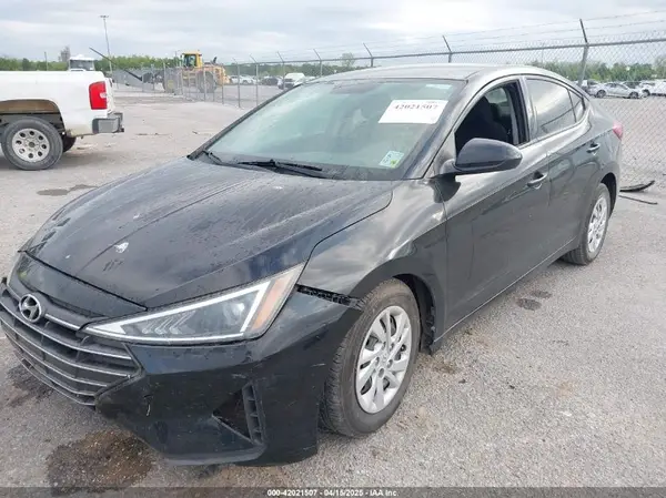 5NPD74LF4KH412237 2019 HYUNDAI ELANTRA - Image 2