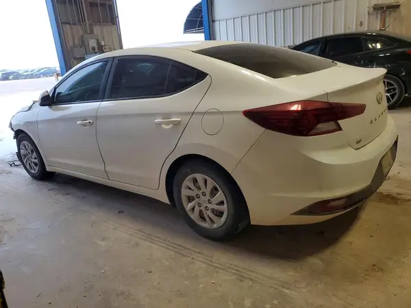 5NPD74LF4KH415901 2019 HYUNDAI ELANTRA - Image 2