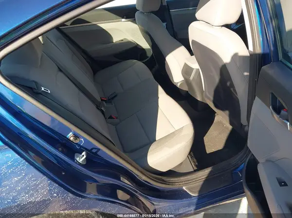 5NPD74LF4KH427613 2019 HYUNDAI ELANTRA - Image 8