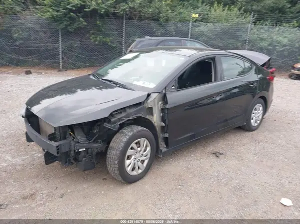 5NPD74LF4KH437378 2019 HYUNDAI ELANTRA - Image 2