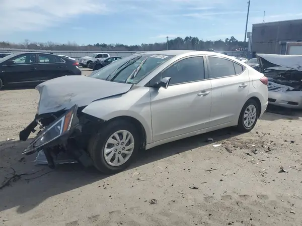 5NPD74LF4KH438353 2019 HYUNDAI ELANTRA - Image 1