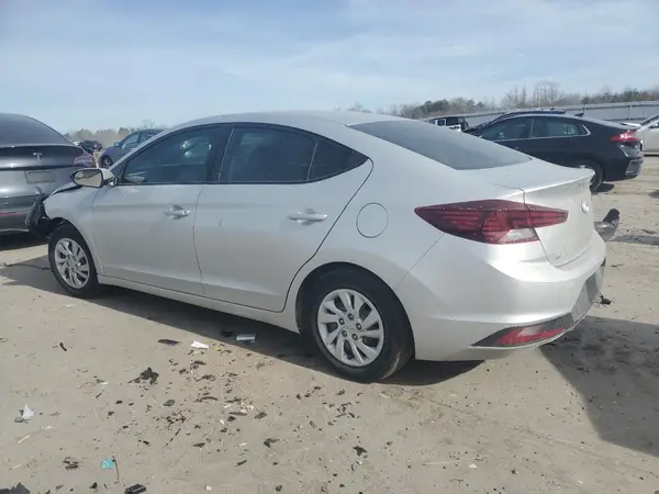 5NPD74LF4KH438353 2019 HYUNDAI ELANTRA - Image 2