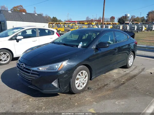 5NPD74LF4KH439101 2019 HYUNDAI ELANTRA - Image 2