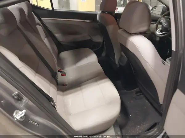 5NPD74LF4KH440491 2019 HYUNDAI ELANTRA - Image 8