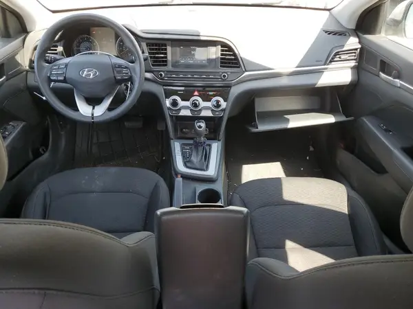 5NPD74LF4KH442001 2019 HYUNDAI ELANTRA - Image 8