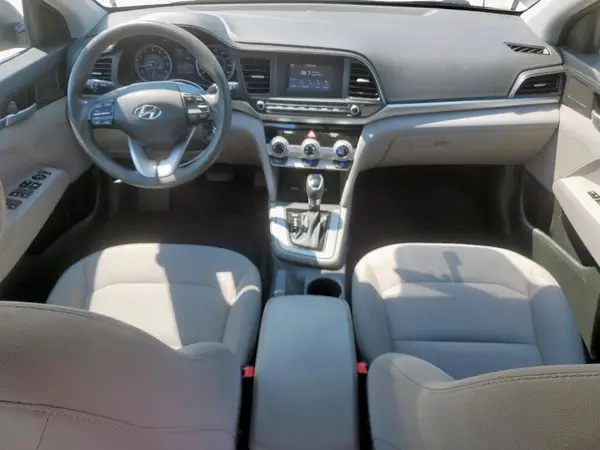 5NPD74LF4KH442726 2019 HYUNDAI ELANTRA - Image 8