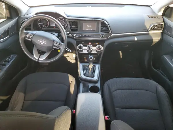 5NPD74LF4KH442743 2019 HYUNDAI ELANTRA - Image 8