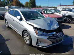 5NPD74LF4KH449031 2019 HYUNDAI ELANTRA