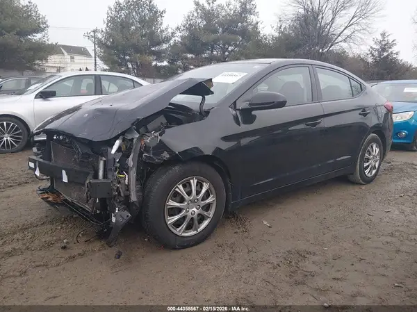 5NPD74LF4KH456268 2019 HYUNDAI ELANTRA - Image 2