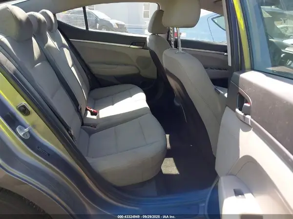 5NPD74LF4KH456870 2019 HYUNDAI ELANTRA - Image 8