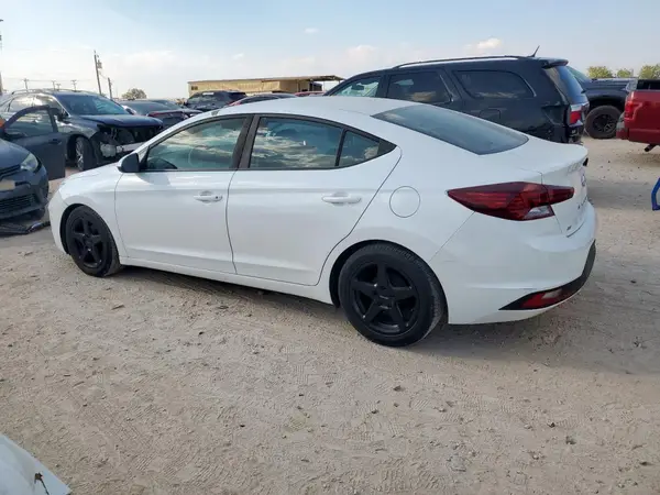 5NPD74LF4KH457047 2019 HYUNDAI ELANTRA - Image 2