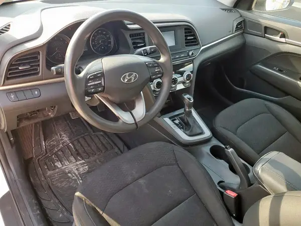 5NPD74LF4KH457047 2019 HYUNDAI ELANTRA - Image 8