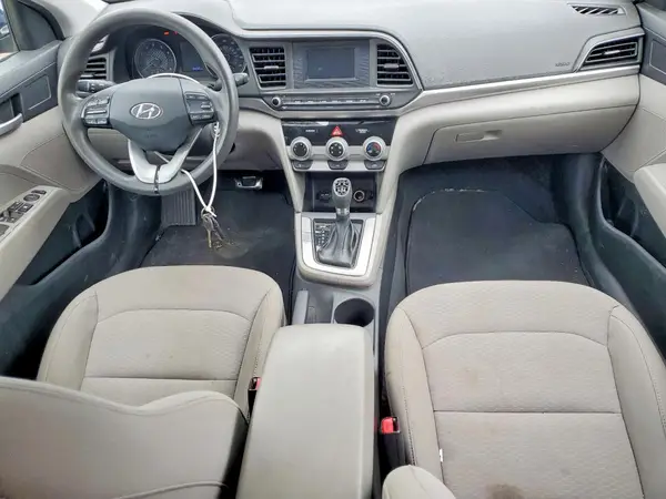 5NPD74LF4KH461325 2019 HYUNDAI ELANTRA - Image 8