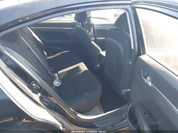 5NPD74LF4KH462524 2019 HYUNDAI ELANTRA - Image 8