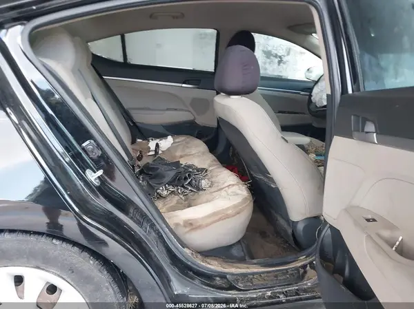 5NPD74LF4KH467769 2019 HYUNDAI ELANTRA - Image 8