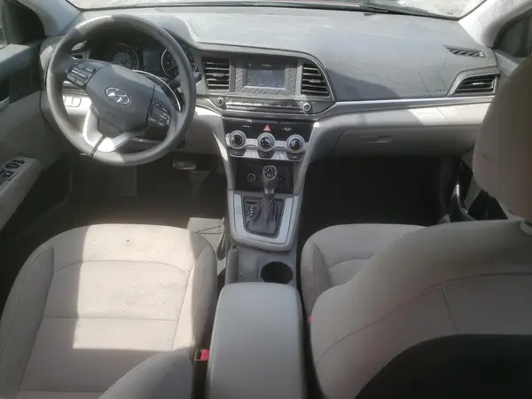 5NPD74LF4KH468856 2019 HYUNDAI ELANTRA - Image 8