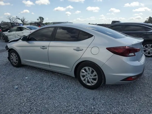5NPD74LF4KH471756 2019 HYUNDAI ELANTRA - Image 2
