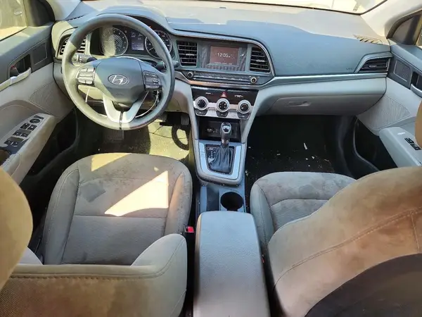 5NPD74LF4KH472938 2019 HYUNDAI ELANTRA - Image 8