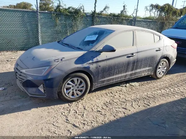 5NPD74LF4KH475208 2019 HYUNDAI ELANTRA - Image 2