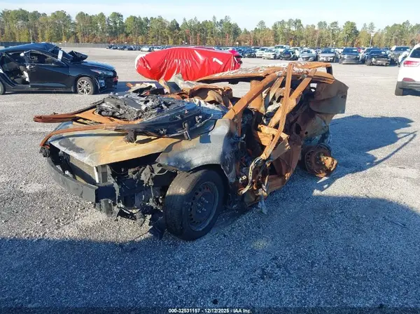 5NPD74LF4KH477380 2019 HYUNDAI ELANTRA - Image 2