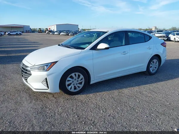5NPD74LF4KH480862 2019 HYUNDAI ELANTRA - Image 2