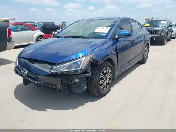 5NPD74LF4KH482899 2019 HYUNDAI ELANTRA - Image 2