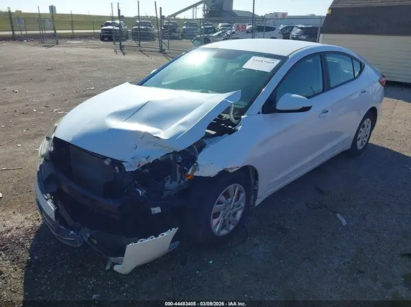 5NPD74LF4KH485625 2019 HYUNDAI ELANTRA - Image 2