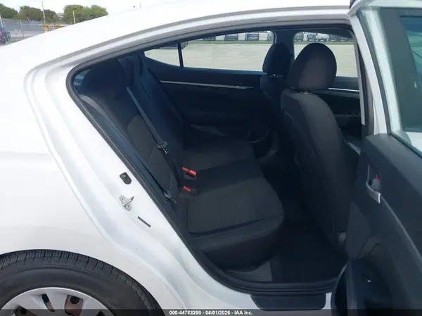 5NPD74LF4KH487021 2019 HYUNDAI ELANTRA - Image 8