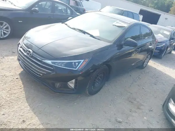 5NPD74LF4KH487780 2019 HYUNDAI ELANTRA - Image 2
