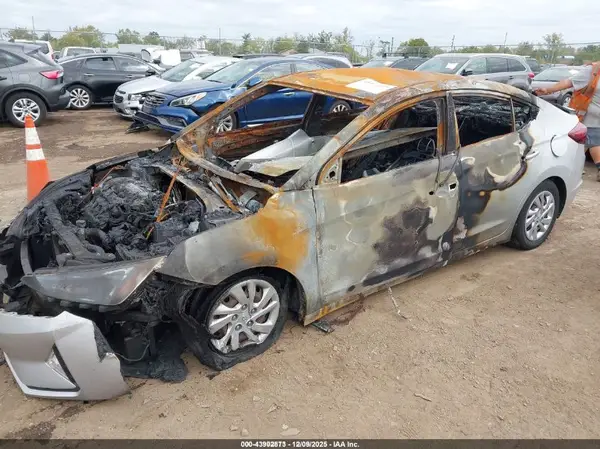 5NPD74LF4KH488606 2019 HYUNDAI ELANTRA - Image 2